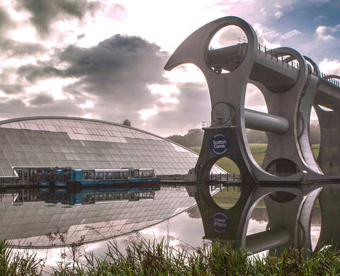 https://d1hxd0sho1wxko.cloudfront.net/production/imager-transforms-cache/general/320871/The-Falkirk-Wheel-profile_fb7b1150ec0bfe80c95272a1a2d70d7a.jpg
