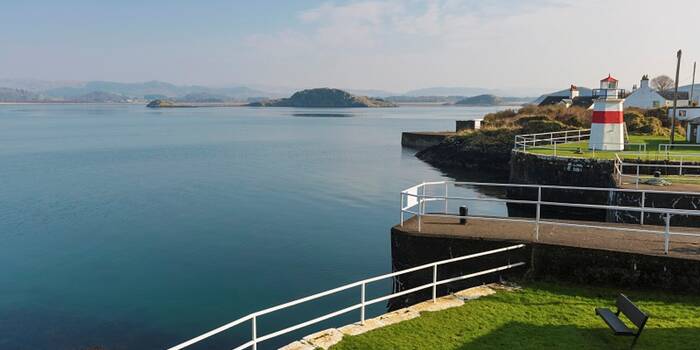 https://d1hxd0sho1wxko.cloudfront.net/production/imager-transforms-cache/general/495199/Crinan-Harbour_a37fc3781d14752ebf9d81956716e1cf.jpg